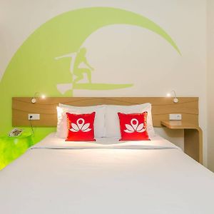 Standard Zimmer mit Kingsize-Bett